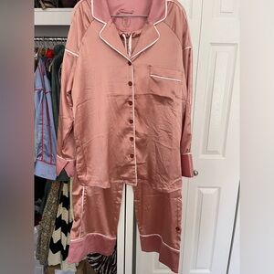 We are HAH women’s silk pink PJs
